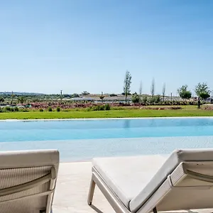  Apartment Beachfront Garden & - Indoor And Outdoor Pool