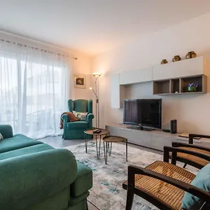  Apartment Caravelas 2-bedroom With Pool - 50m From The